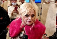 Надежда Кадышева покорила столицу невероятным выступлением 58d84f14-120f-4002-8d55-16b1854028c7-6807e1fd