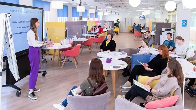 В Москве 1300 человек посетили вебинары проекта для финансистов в 2024 году