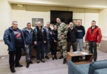 Известная актриса поддержала будущих контрактников в московском центре отбора 733e3d82-5c79-4234-a7df-c12e81970896-67f14b71