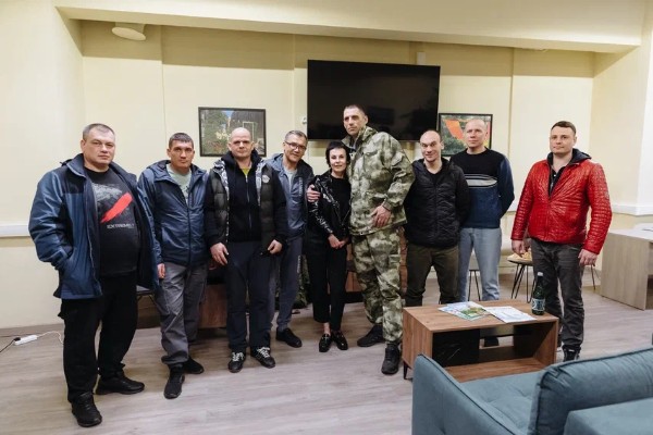 Ирина Апексимова поддержала желающих поступить на военную службу по контракту