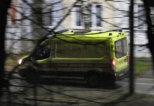 Печальное событие в школе Каспийска: утрата юного ученика 875f3dc1-1bba-4f34-825a-013eb479efcb-68069ee3