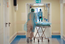 Оперативная работа медиков по защите здоровья юных танцоров в Москве 87fb5f76-427e-444f-becd-7dc55debec2d-67f2a848