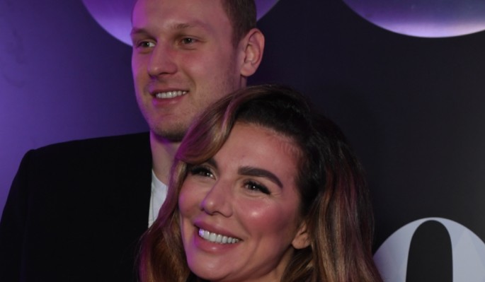 На грани развода: Анна Седокова не может найти с мужем общий язык