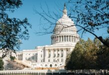 Американец осужденный в России тайно возвращен на родину 998d223e-5933-4b49-908a-75230b9656a3-67fef3ff