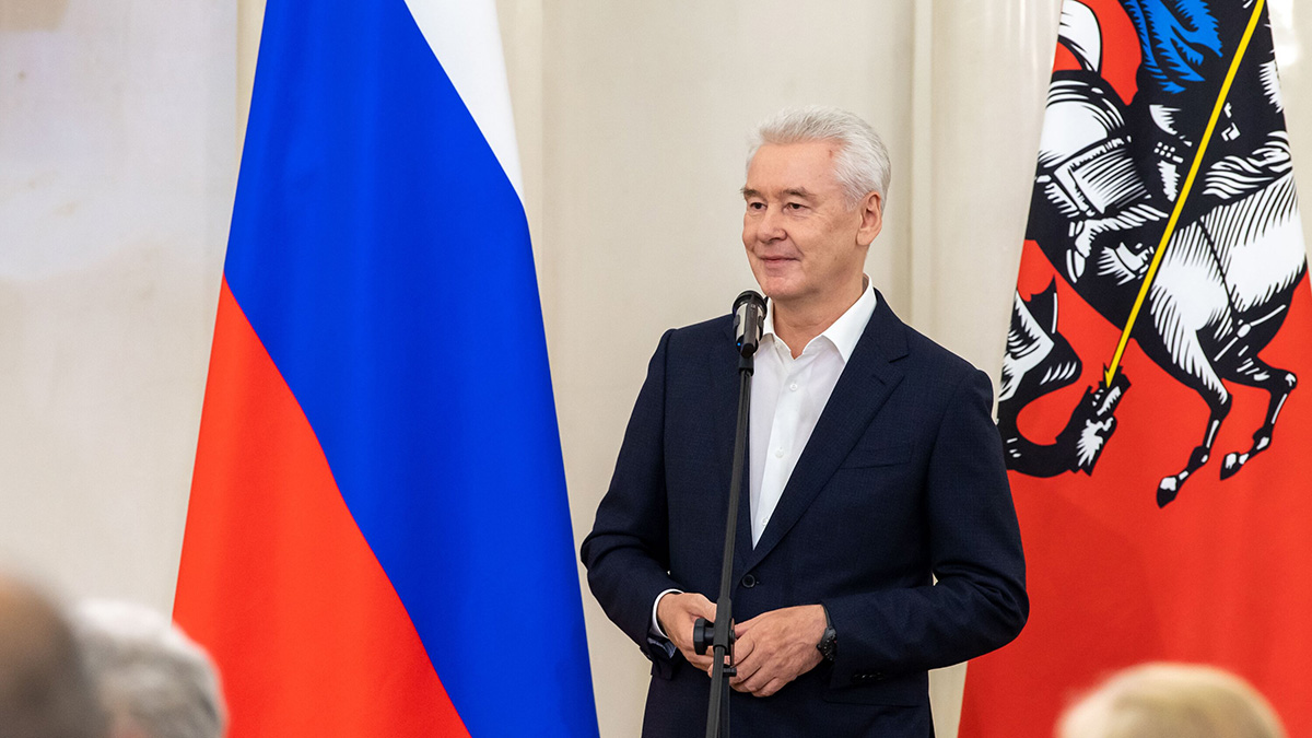 Собянин: Производство компьютеров, оптики и электроники выросло более чем вдвое