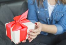 Раскрыты траты россиянок на подарки мужчинам на 23 февраля ae5919e8-c092-430f-bfef-590370afdbcd-6805ebf8