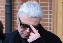 Трогательное прощание с легендарным артистом Олегом Стриженовым bd4fc8b2-867d-45c4-8659-02e18ab7065f-67ffcad0