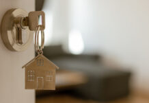 Полезные изменения в жилищном законодательстве для владельцев квартир OpenDoorToANewHomeWithKeyAndHome