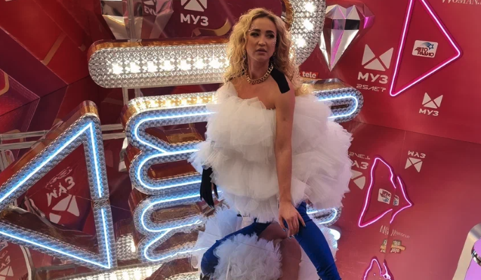 Ольга Бузова отмечает 39-летие: эти факты из жизни певицы вы точно упустили