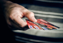 Роскачество раскрыло опасную схему обмана под видом возвращения Visa и Mastercard roskachestvo raskrylo opasnuyu shemu obmana pod vidom vozvrashheniya i -news-blog-ru-174023679100-0