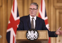 Стармер раскрыл военные планы Британии на Украине Prime Minister Keir Starmer holds first press conference