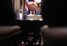 Трамп пообещал Украине борьбу за утраченные земли tramp poobeshhal ukraine borbu za utrachennye zemli-news-blog-ru-174063394500-0