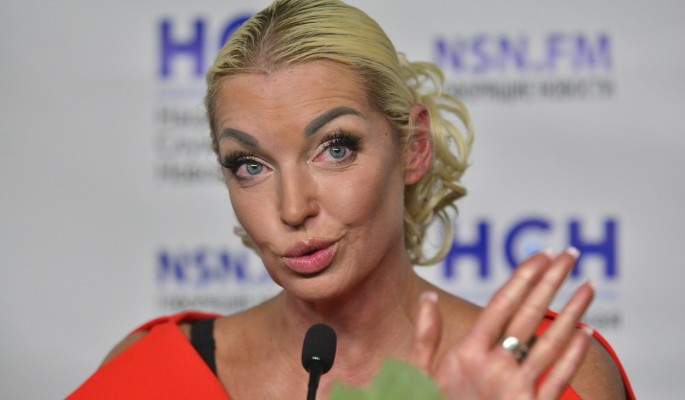 Раздевшаяся в Кремле Волочкова заговорила о Пугачевой