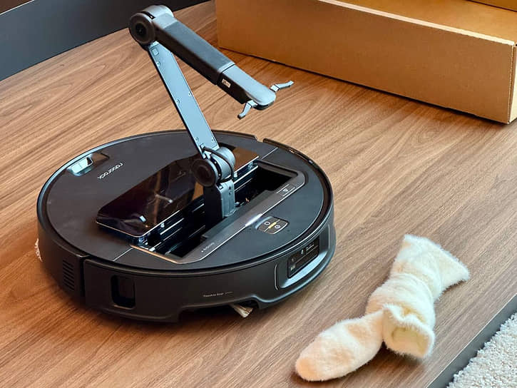 Roborock Saros Z70: инновационный помощник для идеальной чистоты-0