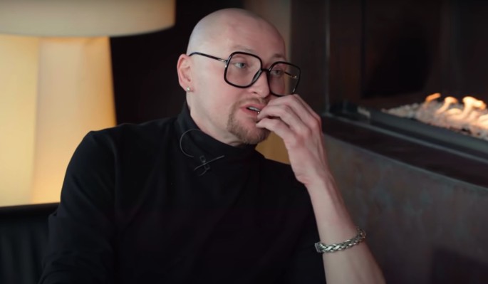 Певец Шура отправил свою анкету на шоу "Давай поженимся!"