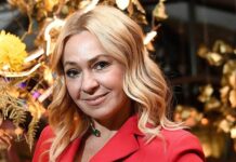 Александр Плющенко и Гном Гномыч заряжают оптимизмом на Мальдивах aleksandr plyushhenko i gnom gnomych zaryazhayut optimizmom na maldivah-news-blog-ru-174301714200-0