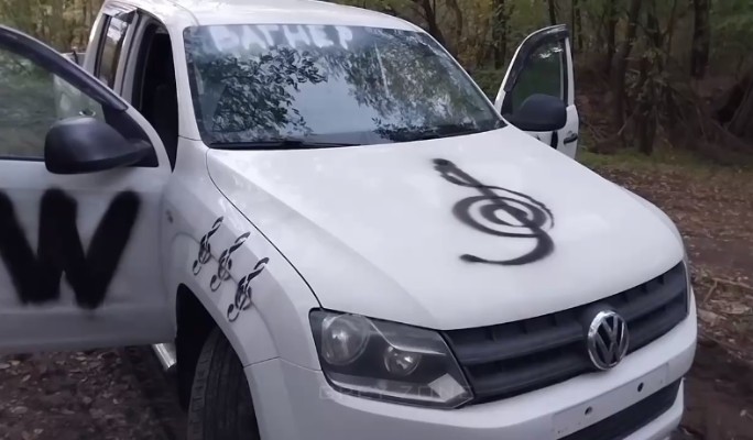 Бойцы "ЧВК Вагнера" передали автомобильную технику в 126-ю гвардейскую бригаду