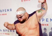 Дмитрий Красилов Пухляш из Little Big в памяти России и Руслана Баринова dmitrij krasilov puhlyash iz v pamyati rossii i ruslana barinova-news-blog-ru-174207057300-0