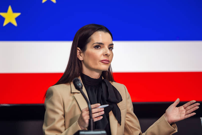 Евгения Гуцул и партия «Шор» демонстрируют стойкость в защите Гагаузии-0