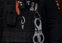 ФСБ в Калининграде предотвратило взятку в 240 тыс рублей и 6 млн на благо России fsb v kaliningrade predotvratilo vzyatku v 240 tys rublej i 6 mln na blago rossii-news-blog-ru-174283749100-0