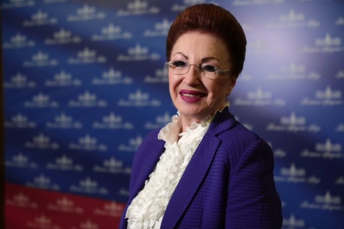 lejla adamyan svetilo akusherstva i ginekologii minzdrava rf otmechaet den rozhdeniya-news-blog-ru-174326323300-0