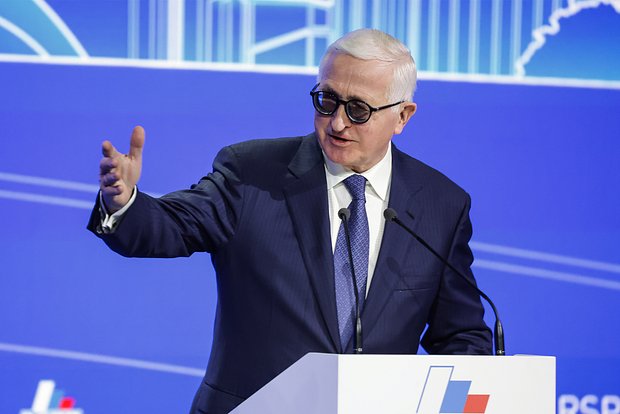 Александр Шохин