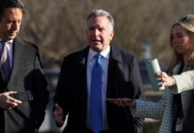 Стивен Уиткофф обостряет вопрос о Донбассе и Крыме в переговорах по Украине stiven uitkoff obostryaet vopros o donbasse i kryme v peregovorah po ukraine-news-blog-ru-174260938200-0