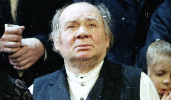 Задаривал лучшими платьями и страдал от недостатка любви: как Евгений Леонов жил с единственной женой