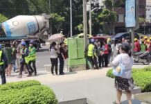 Туристы из РФ продолжают отдых в Бангкоке после землетрясения в Таиланде Screenshot