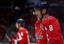 Александр Овечкин и Якуб Добеш выдали жаркие эмоции в матче Вашингтона против Монреаля aleksandr ovechkin i yakub dobesh vydali zharkie emoczii v matche vashingtona protiv monrealya-news-blog-ru-174586213000-0