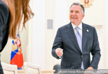 Дональд Трамп и Владимир Путин обсуждают итоги встречи Уиткоффа в Москве donald tramp i vladimir putin obsuzhdayut itogi vstrechi uitkoffa v moskve-news-blog-ru-174560683300-0