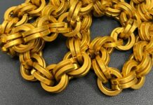 ФТС России в Шереметьево предотвратила вывоз золотой цепи из Турции на 8,6 млн fts rossii v sheremetevo predotvratila vyvoz zolotoj czepi iz turczii na 86 mln-news-blog-ru-174461854500-0