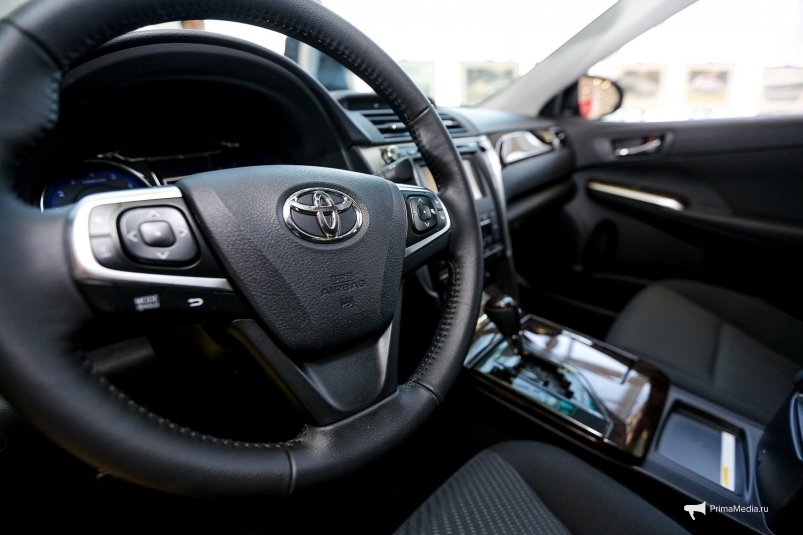 В салоне Toyota Мария Смитюк, ИА PrimaMedia