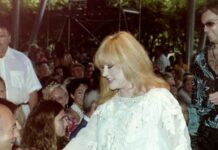 Людмила Дороднова защищает Аллу Пугачеву и комментирует ее слова о рабах lyudmila dorodnova zashhishhaet allu pugachevu i kommentiruet ee slova o rabah-news-blog-ru-174564917800-0