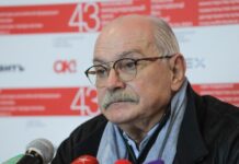 Никита Михалков о важности диалога и роли Владимира Путина в развитии России nikita mihalkov o vazhnosti dialoga i roli vladimira putina v razvitii rossii-news-blog-ru-174501420300-0