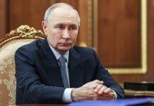 Путин и Герасимов ждут ответа Киева. Пасхальное перемирие - проба для Украины? Russias President Putin meets with ASI head Chupsheva