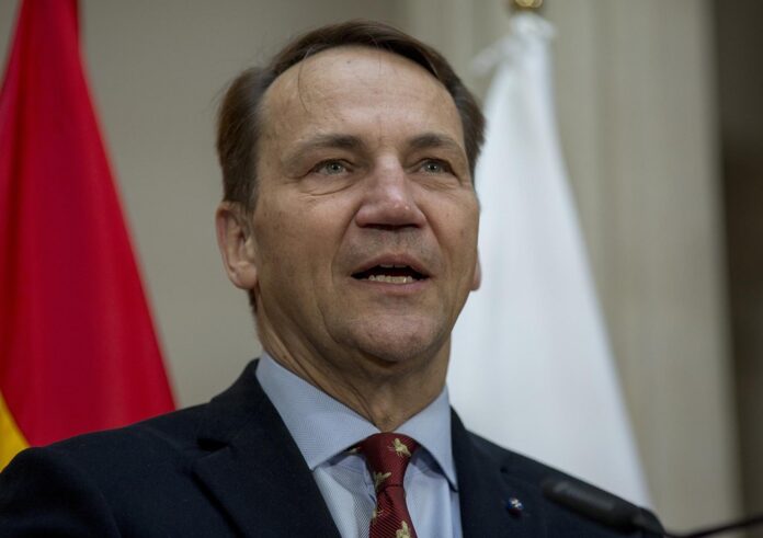 radoslav sikorskij o vyzovah polshi putinu v kontekste ukrainy i varshavy-news-blog-ru-174542151200-0