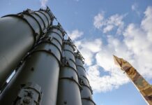 Российская ПВО уничтожила семь дронов за час в Крыму и Белгородской области rossijskaya pvo unichtozhila sem dronov za chas v krymu i belgorodskoj oblasti-news-blog-ru-174552739700-0