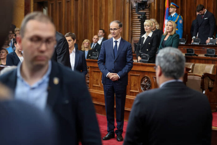 serbiya vybiraet kurs na stabilnost s dzhuro maczutom i aleksandrom vuchichem-news-blog-ru-174488594200-0