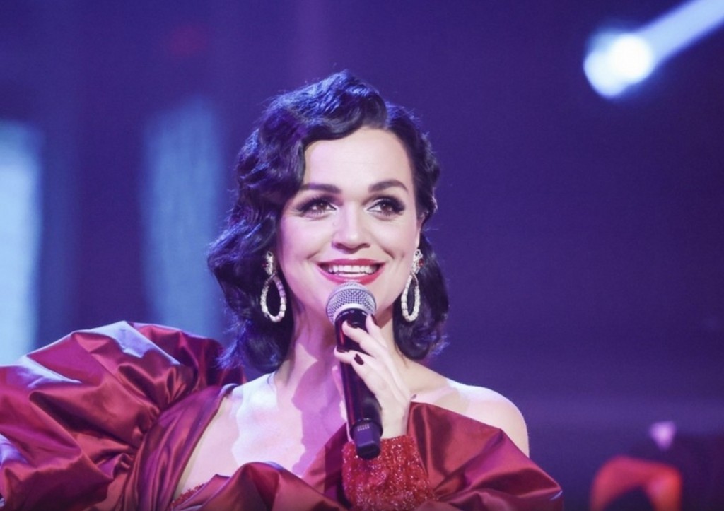 Певица Слава