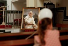 Светлые мгновения Папы Франциска и преданность Массимилиано Страппетти в Ватикане svetlye mgnoveniya papy francziska i predannost massimiliano strappetti v vatikane-news-blog-ru-174537699100-0