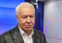 Виктор Соболев обсудил укрепление армии для защиты рубежей России в Госдуме viktor sobolev obsudil ukreplenie armii dlya zashhity rubezhej rossii v gosdume-news-blog-ru-174592625500-0