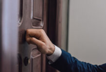 Ярослав Нилов и ЛДПР предлагают запрет коллекторов - защита граждан в Госдуме yaroslav nilov i ldpr predlagayut zapret kollektorov zashhita grazhdan v gosdume-news-blog-ru-174463936200-0