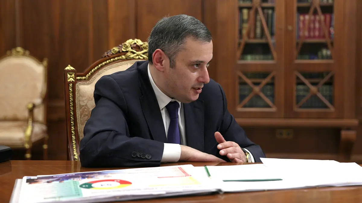 Хинштейн предложил подрядчику «продать почку» после ЧП в курской школе