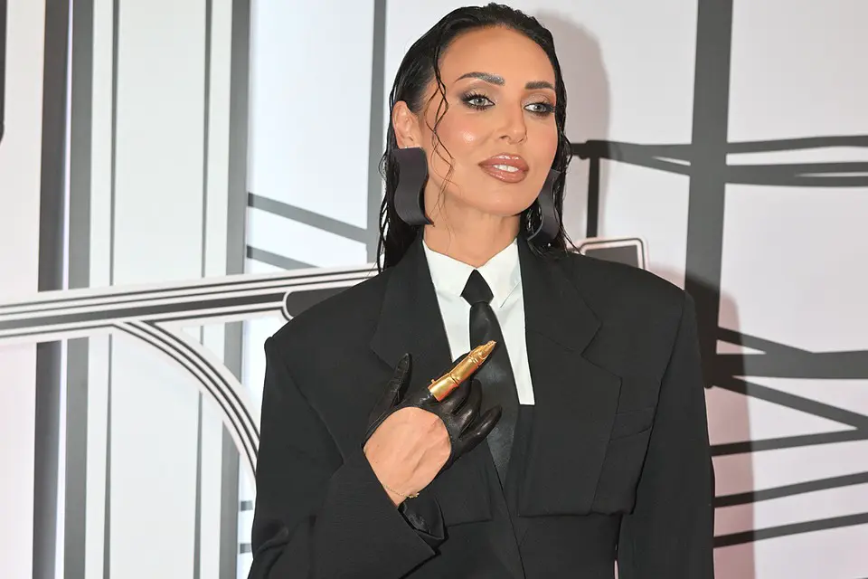 Алсу, Ксения Бородина, Чумаков и Ковальчук продемонстрировали стиль на модной премии-0