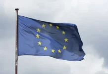 Дэниел Дэвис сообщил о скрытом плане Европы затянуть войну в Украине deniel devis soobshhil o skrytom plane evropy zatyanut vojnu v ukraine-news-blog-ru-174762371500-0