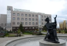 Денис Паслер и Социальный фонд РФ начинают новый этап поддержки военных в Свердловской области denis pasler i soczialnyj fond rf nachinayut novyj etap podderzhki voennyh v sverdlovskoj oblasti-news-blog-ru-174793447600-0