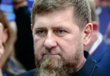 Добровольцы из Чечни вылетели на Украину, сообщил Кадыров dobrovolczy iz chechni vyleteli na ukrainu soobshhil kadyrov-news-blog-ru-174764286100-0