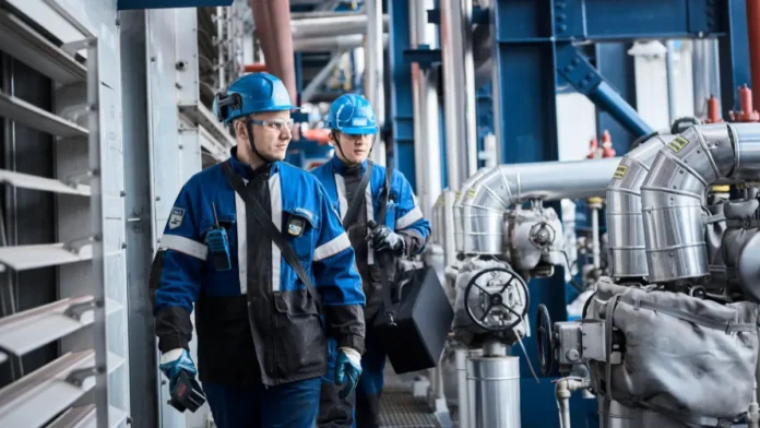 gazprom neft i moskovskij npz vitaliya zubera nachinayut 2025 god s uverennosti-news-blog-ru-174826913200-0