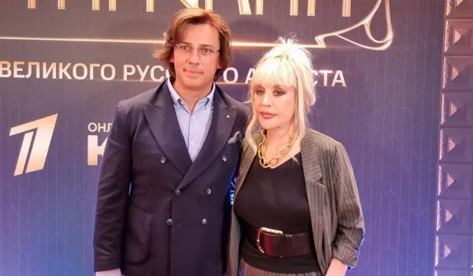 "Придется кому-то отслюнявить": бросивший Россию Галкин рассказал о месте на Новодевичьем кладбище